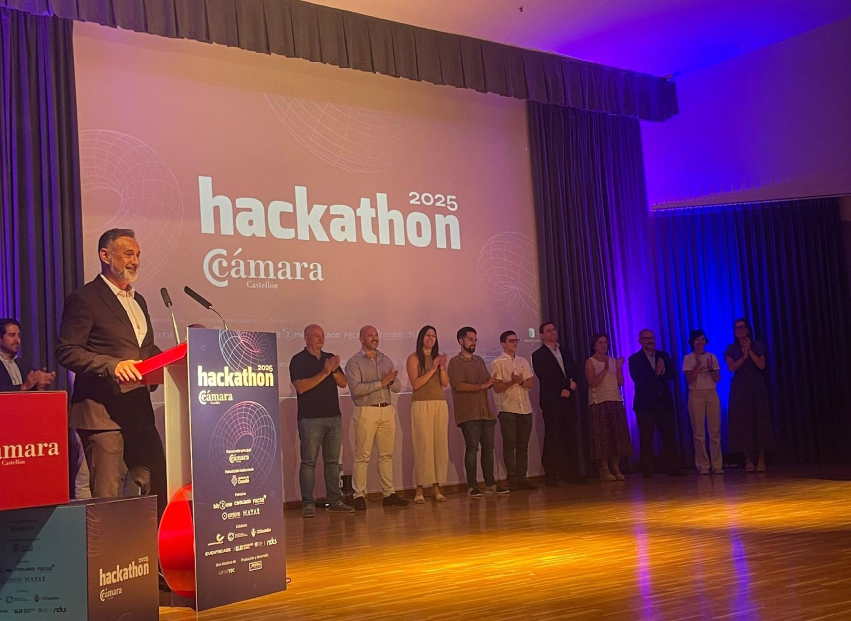 El Hackathon Cámara Castellón 2025 impulsa el futuro tecnológico con participación récord y mirada inclusiva
